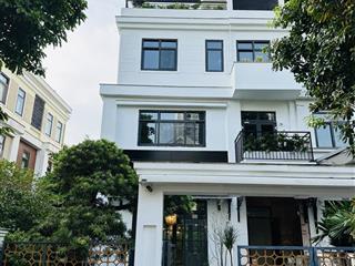 Cho thuê căn biệt thự starlake siêu đẹp, hiện đại và đầy đủ đồ xịn, thang máy