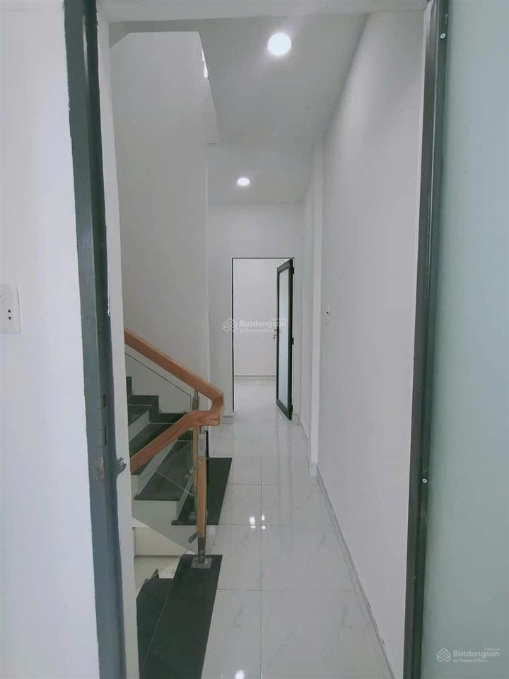 Cho thuê nhà hxh 303/4b tân sơn nhì, p. tân sơn nhì, q. tân phú