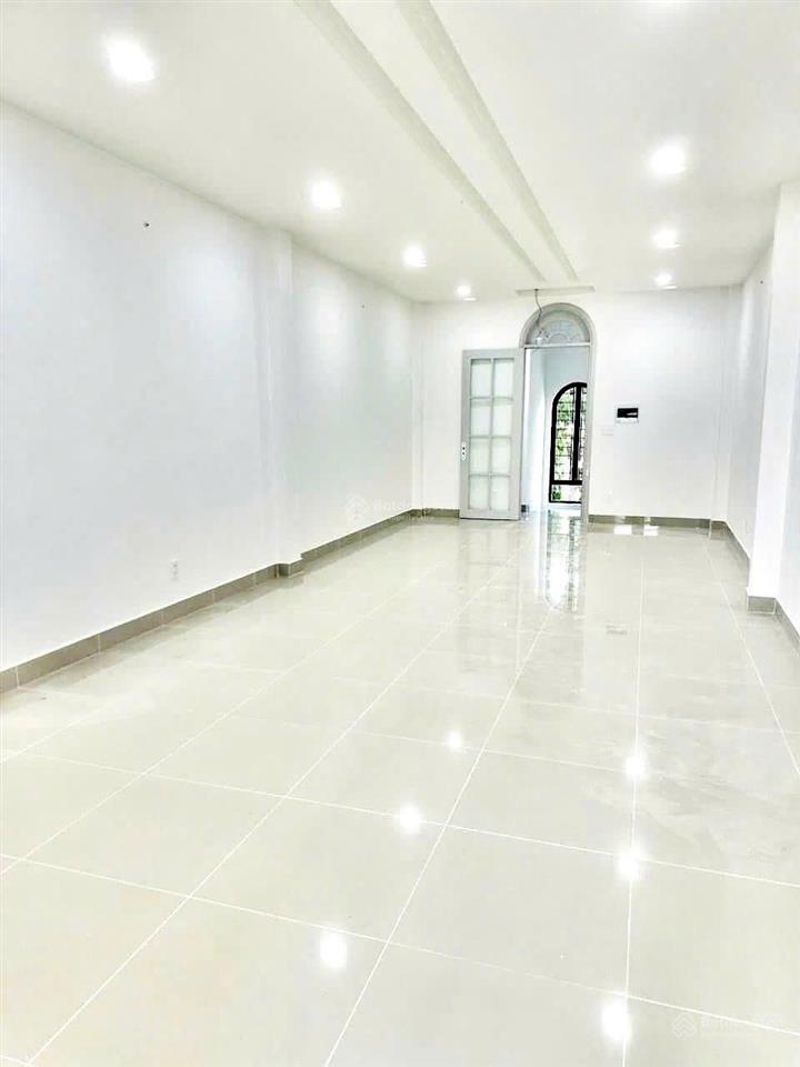 Cho thuê nhà mt 80a cộng hòa, phường 13, q. tân bình gần khúc đường hoàng hoa thám