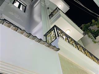 Cần cho thuê villa mt đường trần thủ độ p.phú thạnh q.tân phú ngay khúc nguyễn sơn.