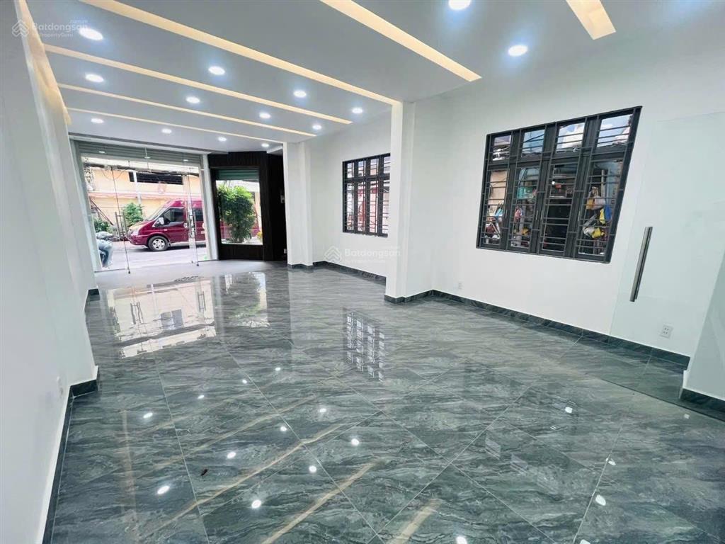 Cần cho thuê nhà góc 2mt 661c lũy bán bích p.phú thạnh q.tân phú