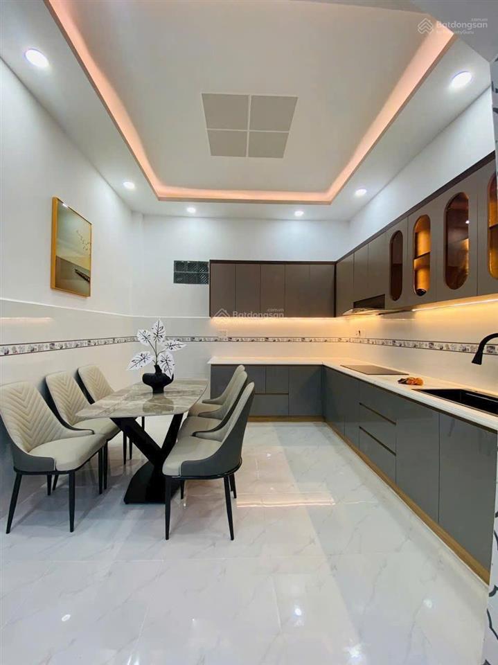Cần cho thuê nhà hxh 1073/6a cách mạng tháng 8, p. 6 q. tân bình