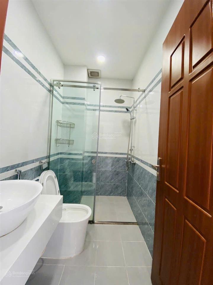 Cần cho thuê nhà hxh 1073/6a cách mạng tháng 8, p. 6 q. tân bình