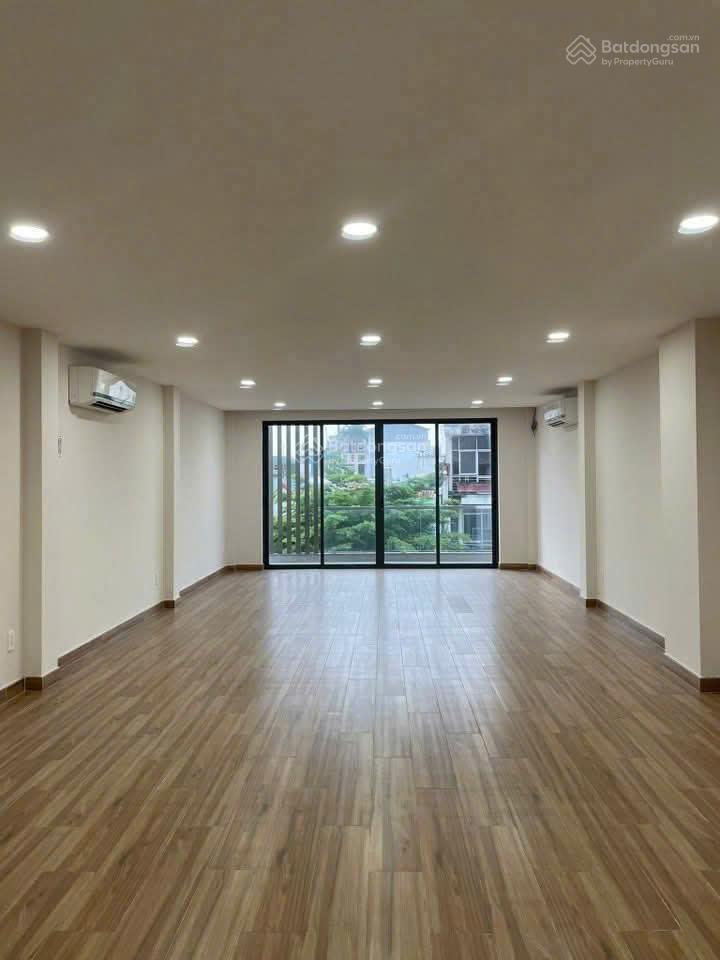 Cần cho thuê nhà mt 911b lạc long quân p.11 q. tân bình