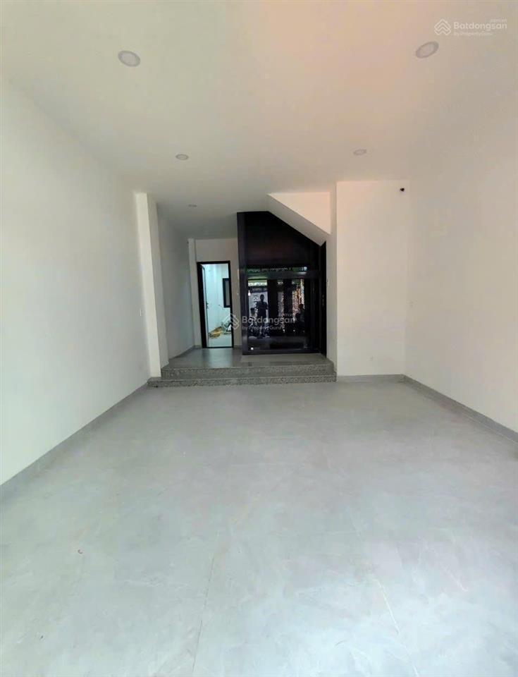 Cần cho thuê nhà hxh 250/6a bàu cát p.11 q.tân bình