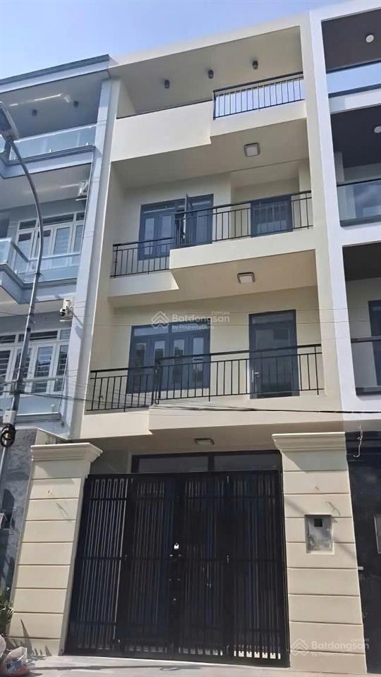Cần cho thuê nhà hxh 250/6a bàu cát p.11 q.tân bình