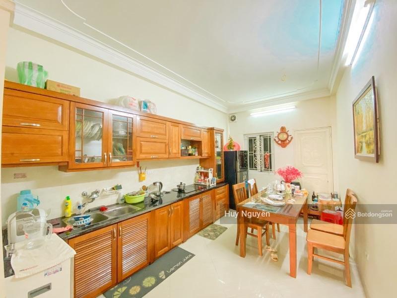 Giá đầu tư, bán gấp nhà 2 mặt ngõ oto chùa bộc 40m2 4 tầng 4 ngủ 14.9 tỷ (tl) 0982 880 ***