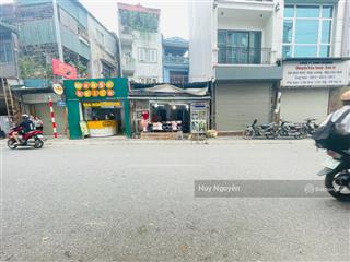 Cực hiếm, bán nhà hoàng cầu 150m2 mt 7m, vỉa hè 3 oto tránh, chân cc, kd đỉnh 75 tỷ (tl) 0982 880 ***