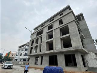 Hơn 100 tỷ lô góc 3 mặt đường, biệt thự nguyễn đình tứ 400 m2 5 nổi 1 hầm, giá đầu tư, 0982 880 ***