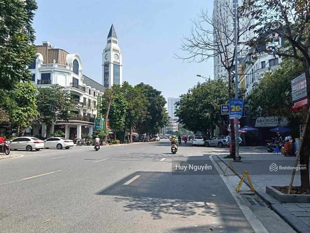 Biệt thự văn phú sát chung cư 240m2 x 4 t đẳng cấp , gần công viên giá 4x tỷ.  huy 0982 880 ***