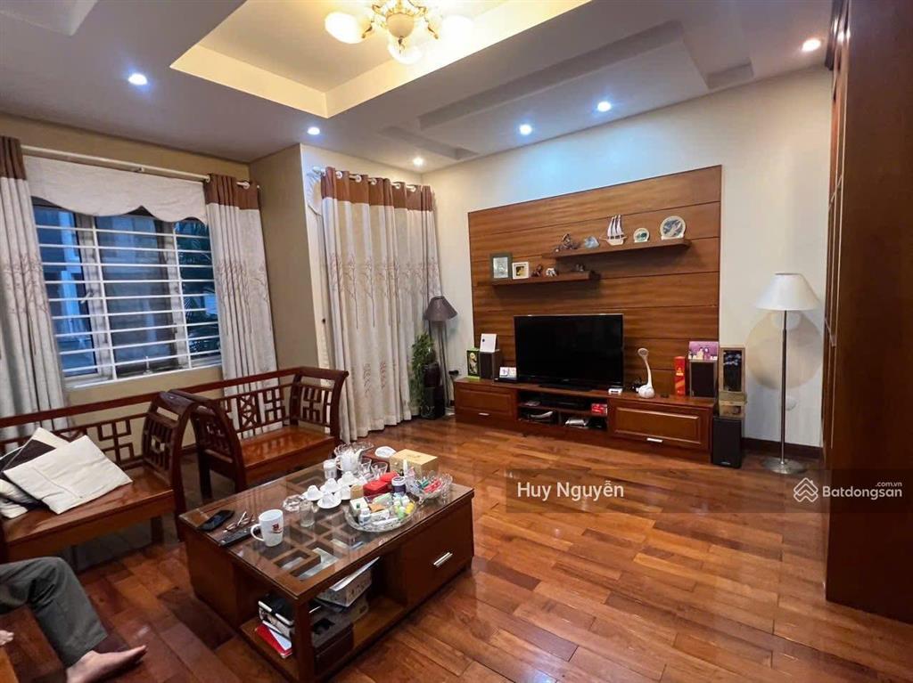 16.5 tỷ nhà hoàn thiện lk kđt văn khê 85m2 x 5t, mt 5m, chủ cần bán gấp, trục thông.  0982 880 ***