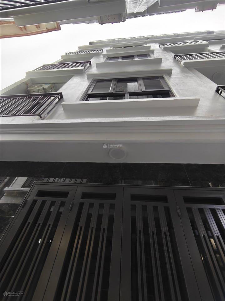 (gần phố) bán nhà ngõ 204 trần duy hưng 30mx5t 4pn mới đẹp cách phố gần 100m ngõ to sổ đẹp hơn 6 tỷ