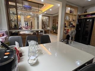 (duy nhất). bán biệt thự hoàng ngân, cg, yên hòa 133m2x3t ô tô 20m ra phố 40 tỷ sổ vuông kinh doanh