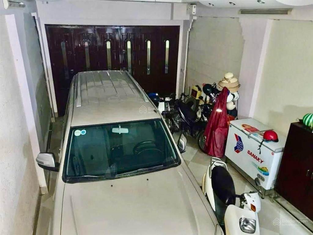 Bán gấp nhà ngõ 1 nhân hòa 70mx5t 15 tỷ mt 5m oto gần vd 2,5 sổ vuông ko qh