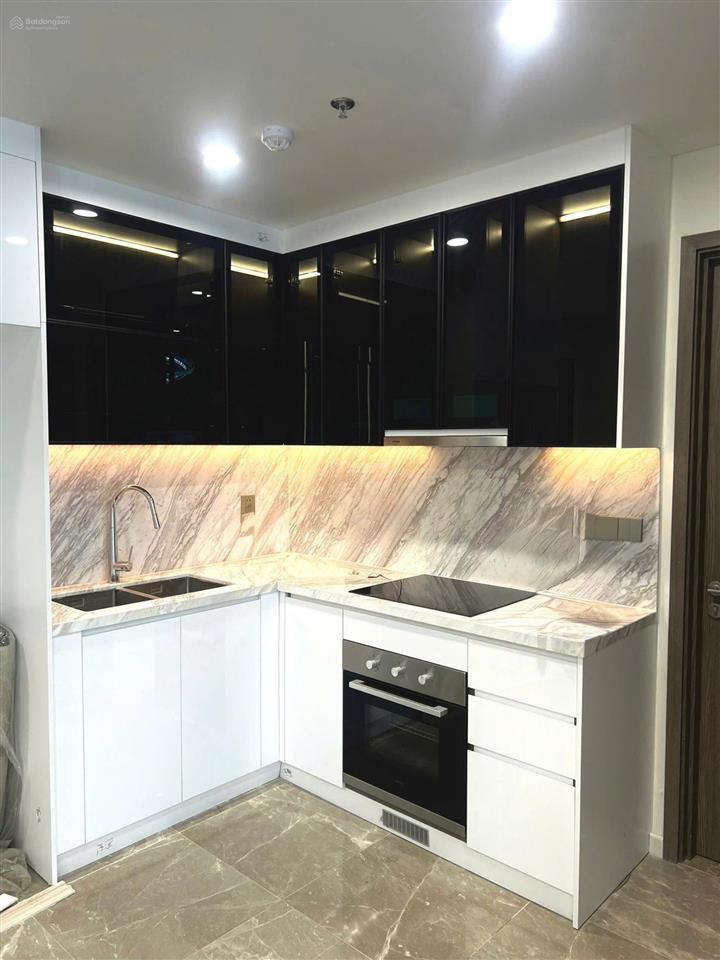 (lumiere evergreen) cho thuê căn hộ 63m 2pn 14 tr có tl full đồ đẹp cao cấp vin smart nam từ liêm