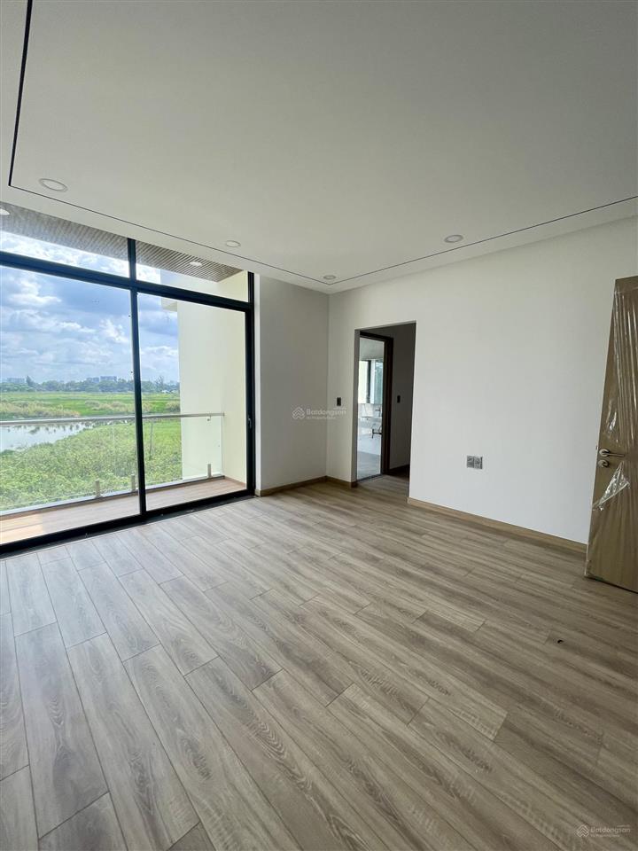 Chủ cần bán gấp căn nhà phố mới xây xong 100%,sổ hồng hc t2/2026,view cv hồ sinh thái, tthc q2