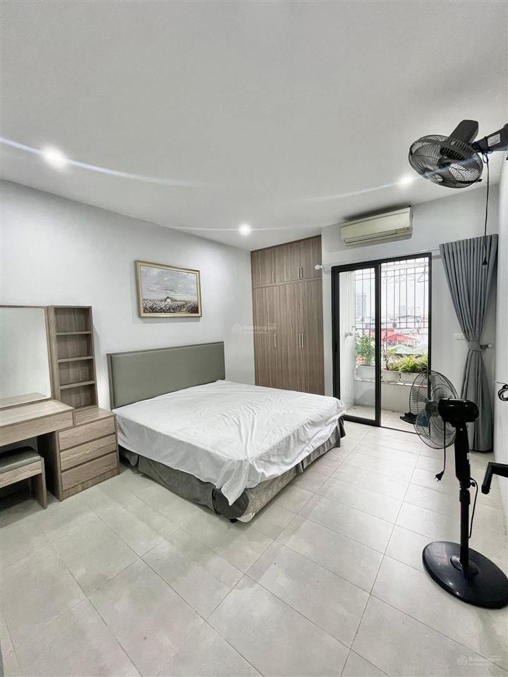 Chính chủ cho thuê căn hộ ở 165 dương quảng hàm  cầu giấy
