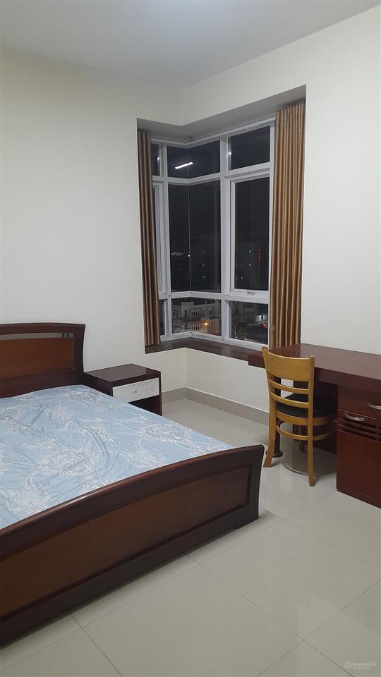 Bán căn góc chung cư ngọc phương nam nhà có 3 phòng ngủ, 2 nhà vệ sinh, rộng 118m2, giá 5,5 tỷ