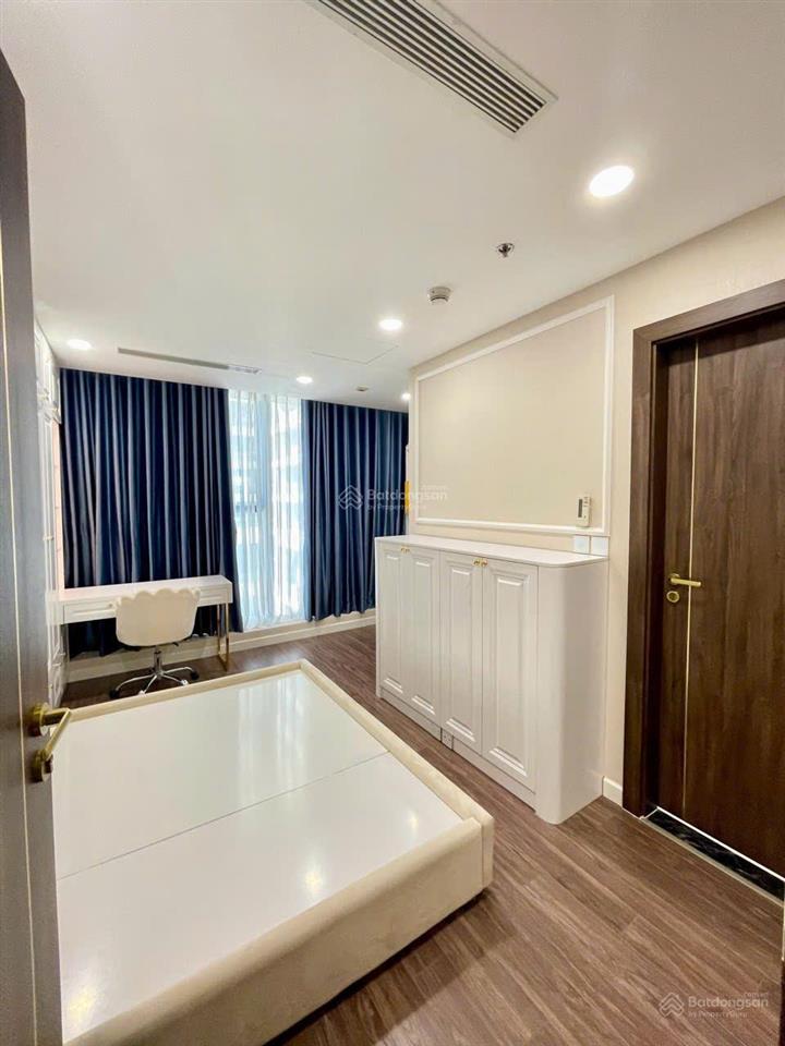 Cho thuê căn hộ 2 phòng ngủ (75m2) sunshine sky city, full nội thất. giá chỉ 17 triệu/tháng