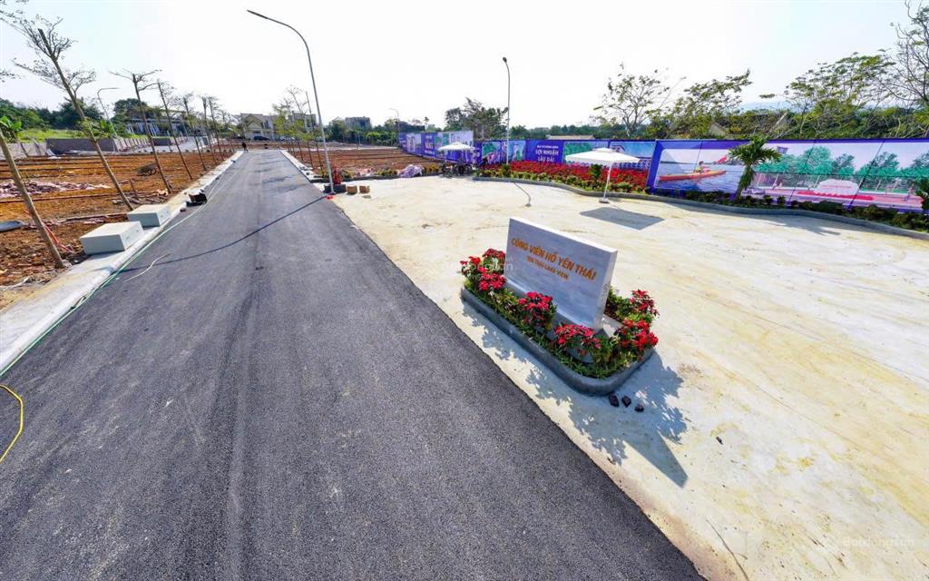 Chính chủ độc quyền bán 23 lô đất mặt hồ xã phú cát hoà lạc vừa ra hàng, 100% thổ cư 3 tỷ/lô 120m2