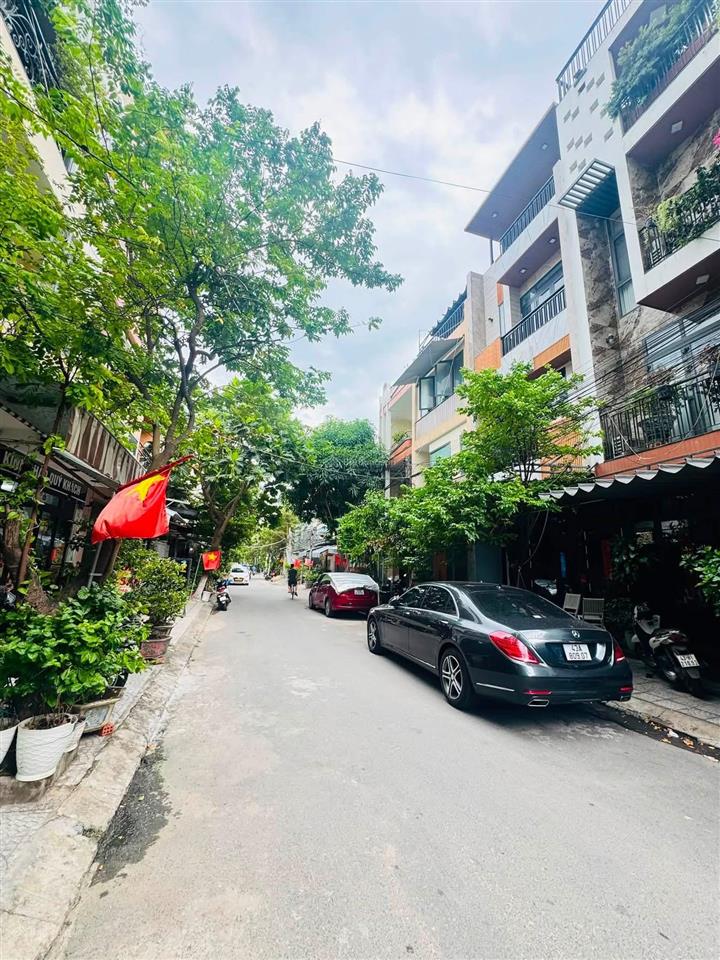 Bán nhà 3 tầng mặt tiền đường lê hồng phong giá tốt  0788 805 *** e tú
