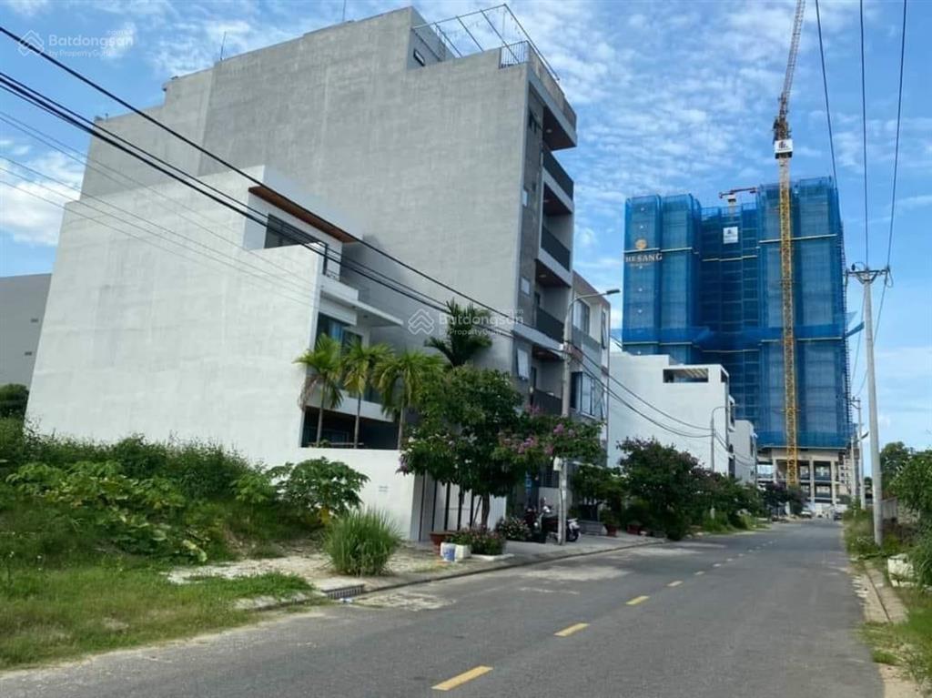 Chính chủ gửi bán lô đất mặt tiền view công viên khuê mỹ đông 14, khu cao su