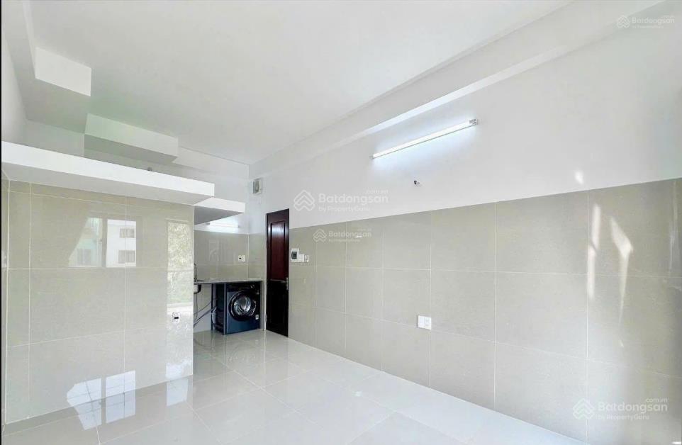 Phòng 25m2, 3,9tr/tháng mới hoàn thiện 100% kdc 13b conic gần đh ueh, văn hiến