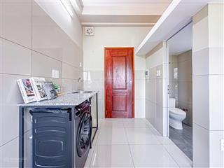 Cho thuê phòng 25m2, tầng trệt, sân sau rộng rãi, kdc 13e intresco