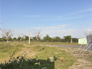 Kđt số4 mặt tiền 27m, view công viên, trục thông giá đầu tư cho khách , diện tích 171,5m