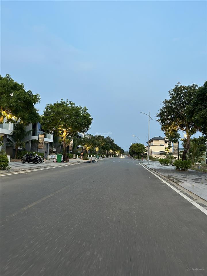 Khu đô thị số 4 diện tích 171,5m giá 3,5tỷ
