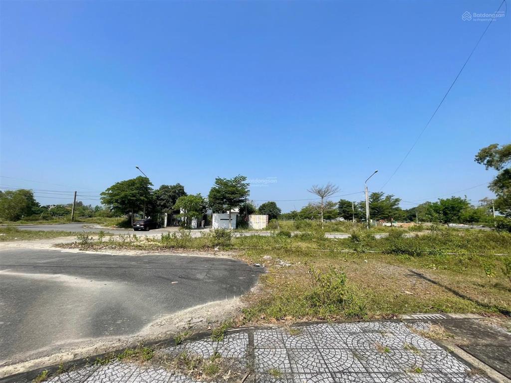 Duy nhất 1 lô tại khu đô thị số 4 giá 3,650 tỷ ko còn lô thứ 2, diện tích 171,5m (7x24,5m)