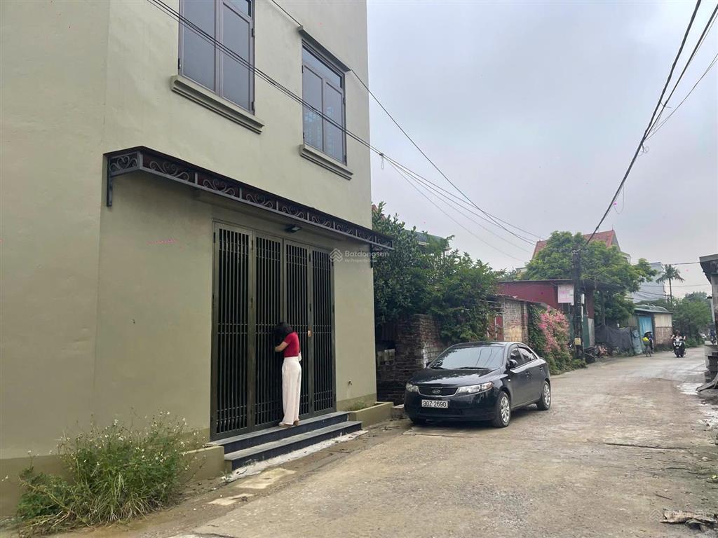 Nhỉnh 4tỷ 84m2 có nhà 5 tầng. chỉ việc xách vali về ở, gần quốc lộ 21, thủy xuân tiên, chương mỹ