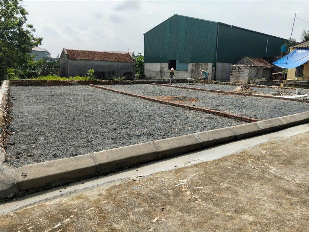 Cần bán dttt 95m2 full thổ cư làn 2 đường liên xã tân tiến chương mỹ hà nội giá đầu tư