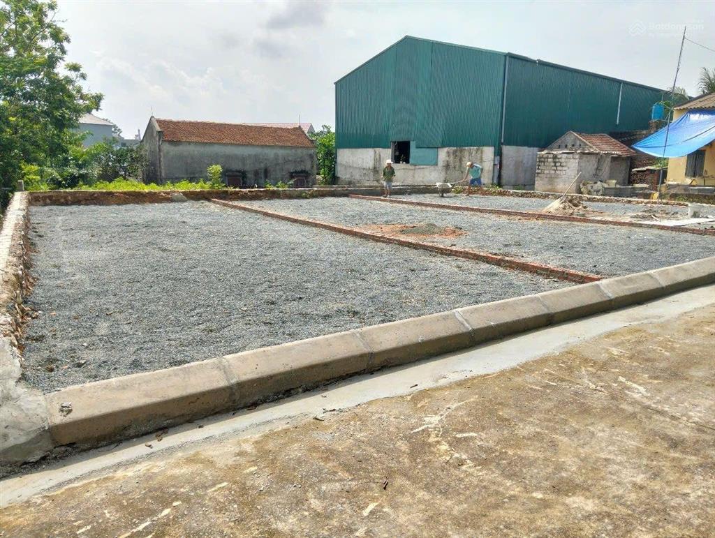 Cần bán dttt 95m2 full thổ cư làn 2 đường liên xã tân tiến chương mỹ hà nội giá đầu tư
