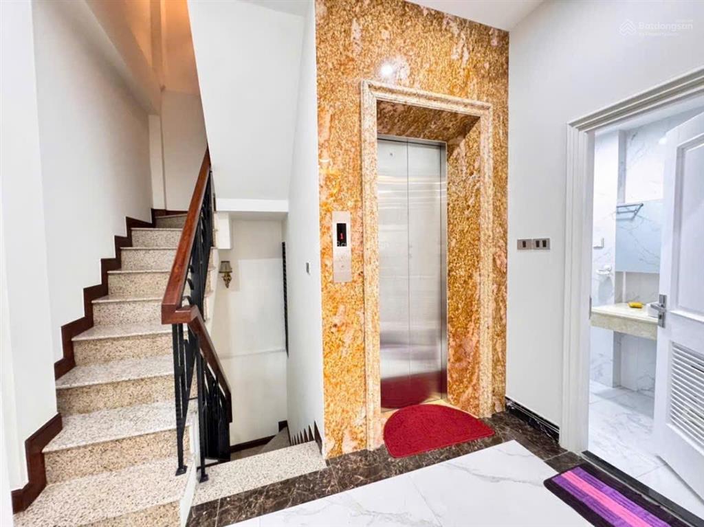 Nhà mỹ đình 6 tầng thang máy nhà mới cực đẹp  40m2 x 6tầng hiện đại  ngõ rộng ô tô  9.x