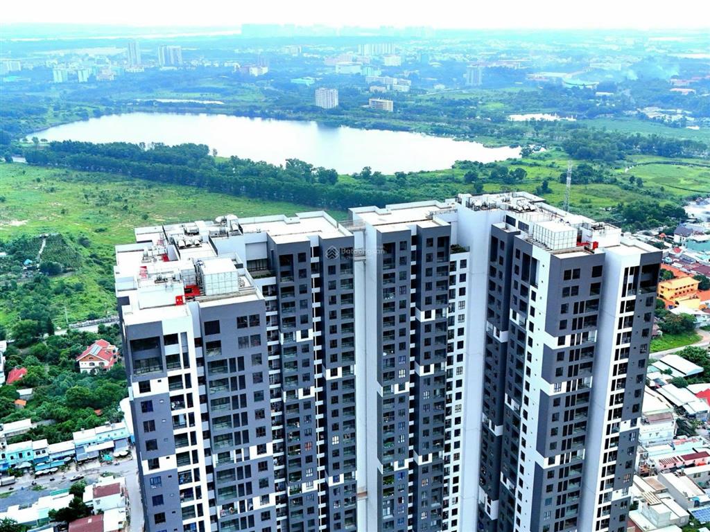 Bán cc tại ht pearl 3,2 tỷ view hồ đá hướng đông nam 73,46m2, 2pn2wc sổ hồng sẵn