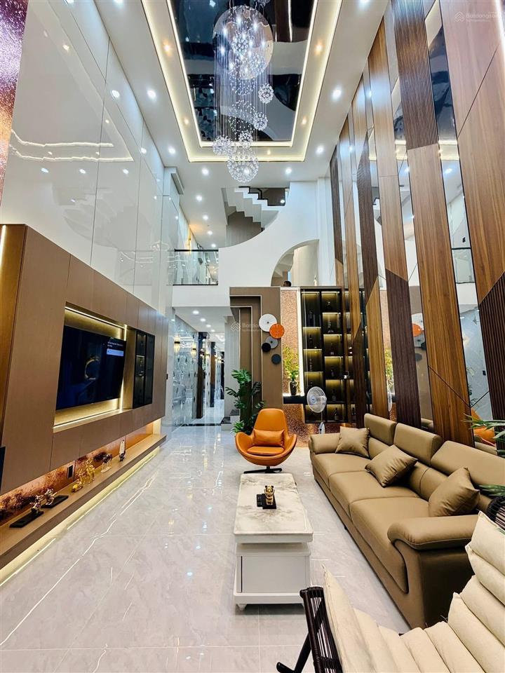 Bán nhà mặt tiền tân sơn p12 gò vấp 4x20 trệt lửng 5 lầu có thang máy