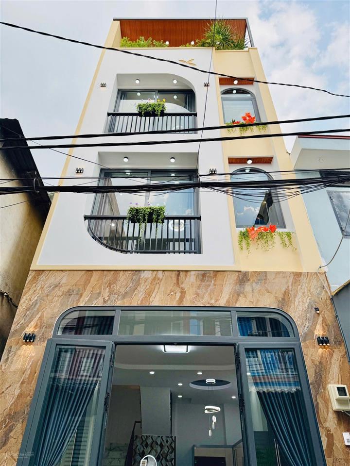 6tỷ950 nhà phạm văn chiêu trệt 3 lầu ngang hẻm thông