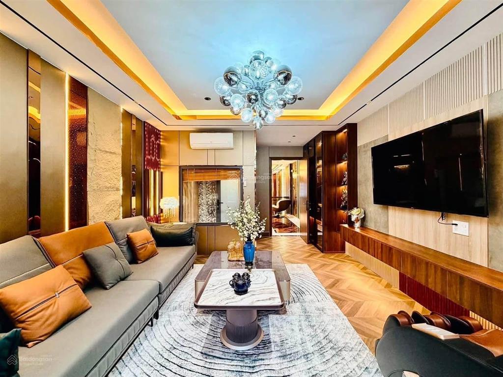 Bán nhà mặt tiền đường số 3, phạm văn chiêu, p9, gò vấp, 4x25, trệt lửng 5 lầu