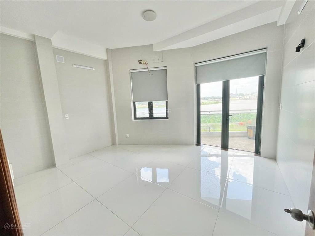 Cho thuê nhà mặt tiền kênh tham lương đoạn nguyễn văn dung  p6, trệt, 3 lầu, giá 16tr/th