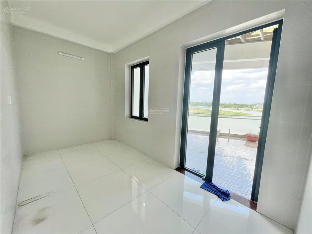 Cho thuê nhà mặt tiền kênh tham lương đoạn nguyễn văn dung  p6, trệt, 3 lầu, giá 16tr/th