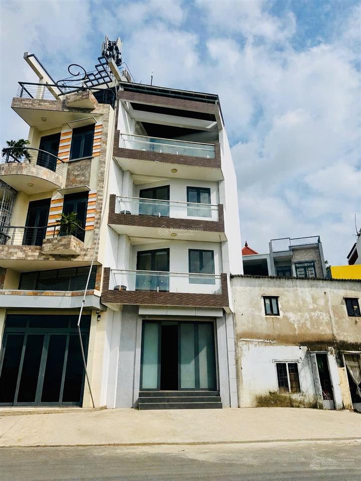 Nhà 2 mặt tiền bờ kênh tham lương đoạn nguyễn văn dung p6  gò vấp  8,5 tỷ tl. mặt tiền hẻm sau 4m