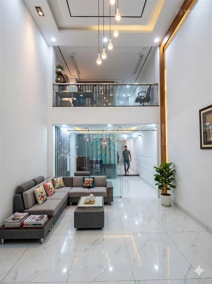 Hiếmrộng đẹp rẽ nhất khukẹt bán nhà 4x204tầngđường nhựa khu dân cư an sương vip q12gần chợ sộp