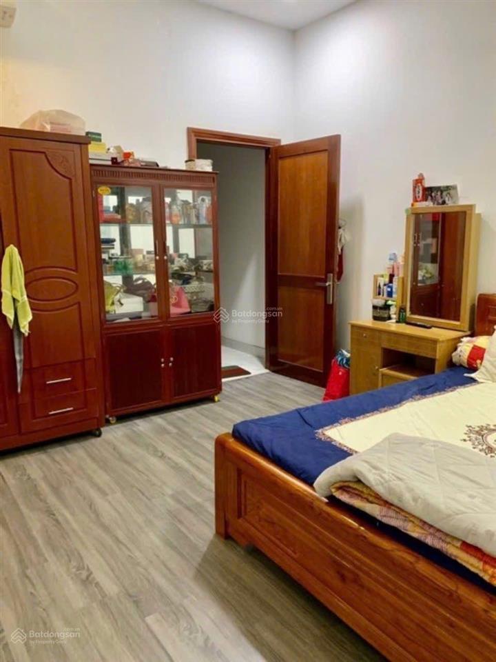 Quận tân phú hiếm có căn thứ 2rộng đẹp rẽ xịn xòkẹt bán nhà 4x204tầnghxh một xẹc đường độc lập