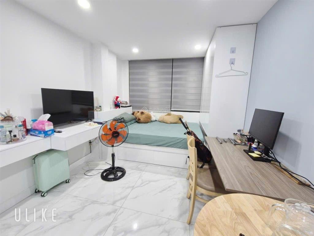 Tòa nhà to sát emartdòng tiền caogiá tốtbán chdv 5.2x225 tầng thang máyhxh phan huy ích gò vấp