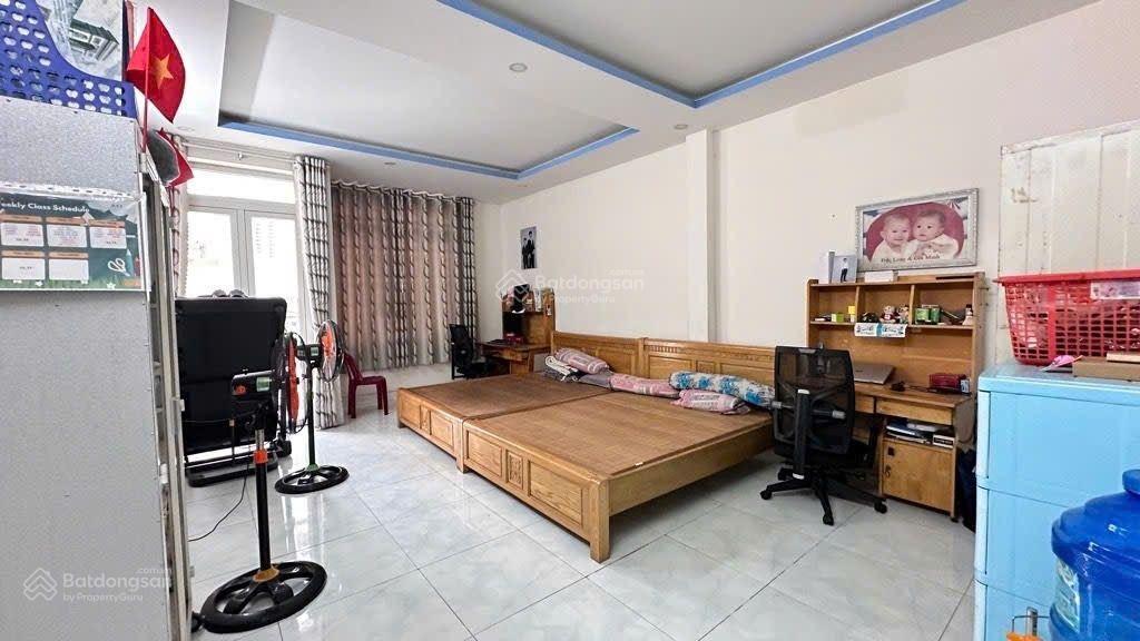 Quận tân phú hẻm xe hơi tránhhiếm có,rộng đẹp giá tốtkẹt bán nhà 4.5204tầng đường nguyễn sơn