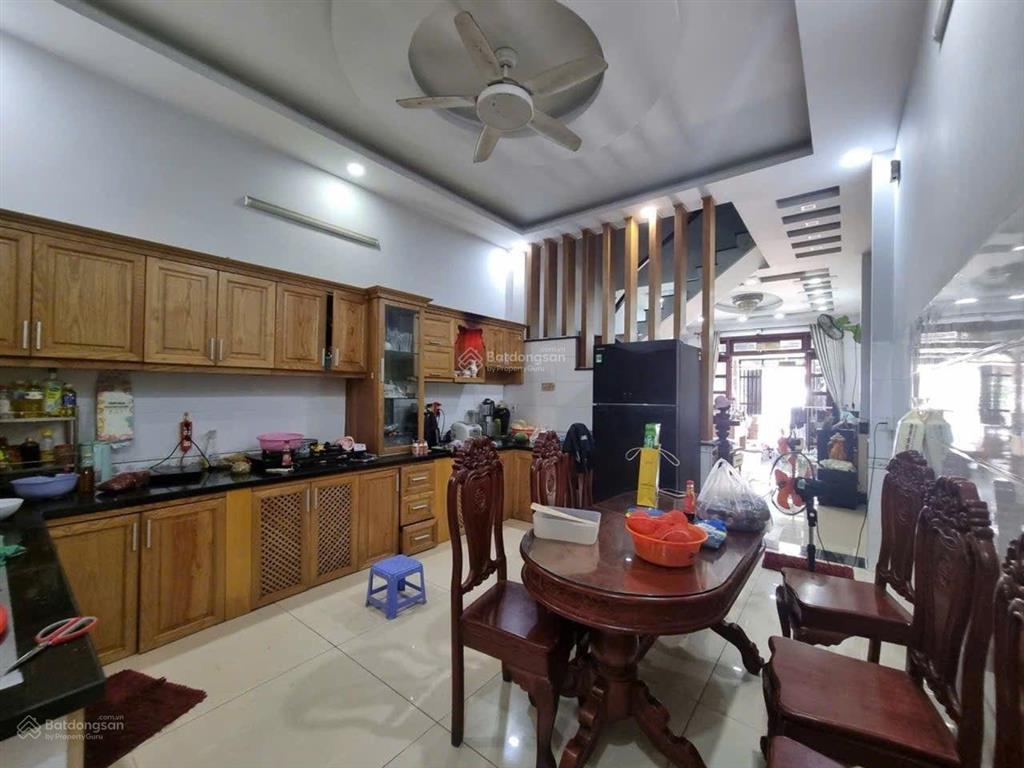 Thông số hiếmrộng đẹp giá tốt kẹt bán nhà 4.3x224tầnghẻm xe hơi tránhđường gò dầu quận tân phú