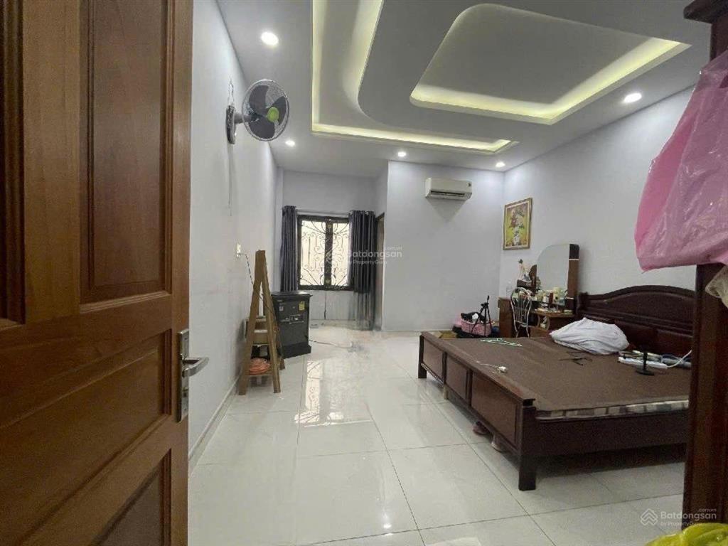 Quận tân phú hiếm có khó tìm kẹt bán nhà 4x25 4lầu  đường nhánh gò dầu 8m cam kết thật ko đúng đền