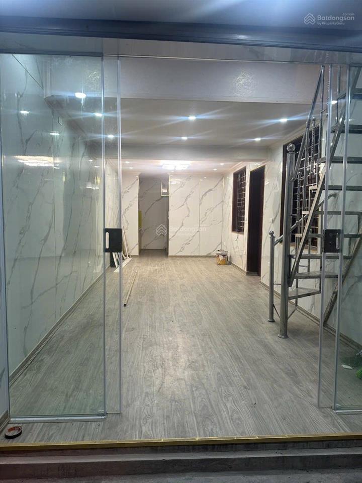 Cần bán gấp tập thể tầng 1 giá 93tr mét