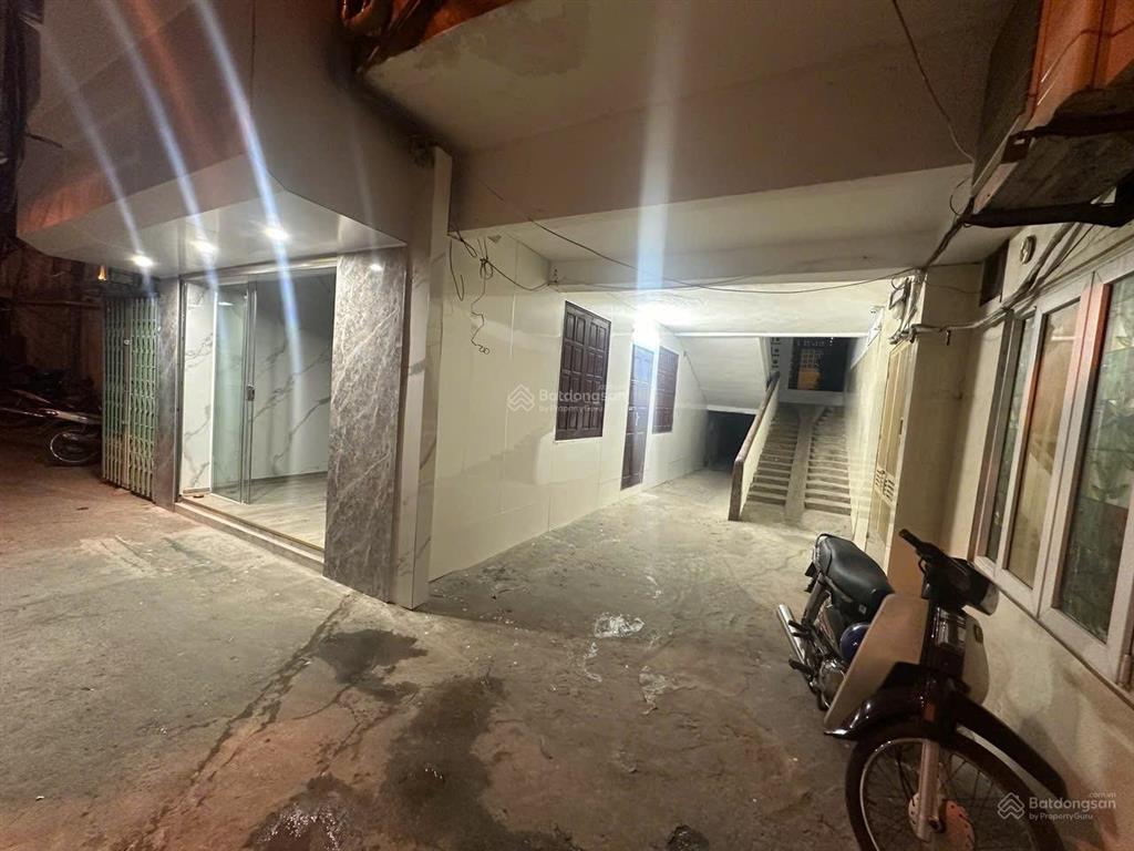 Cần bán gấp tập thể tầng 1 giá 93tr mét